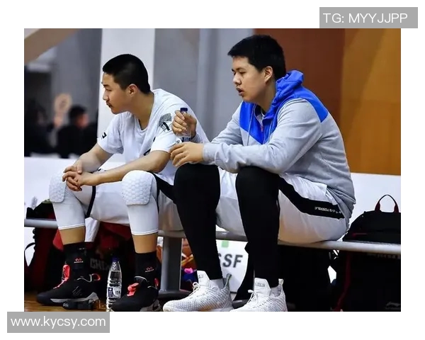 扎克拉文的篮球之路：从天赋少年到NBA明星的成长故事